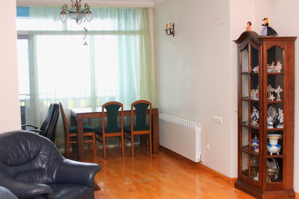 Apartment Rustaveli 57 바투미 외부 사진